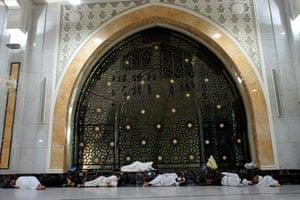 Hajj In Mecca: Muslim pilgrims sleep inside the Kaaba at the Grand Mosque