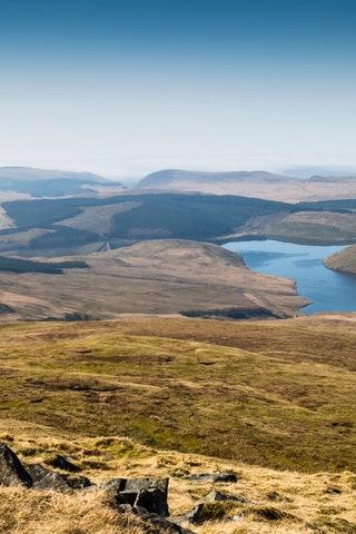 15. Glyndŵr's Way Knighton to Machynlleth  Five to six days 73 miles OS Explorer 201 214 215  Glyndŵr's Way counts as...