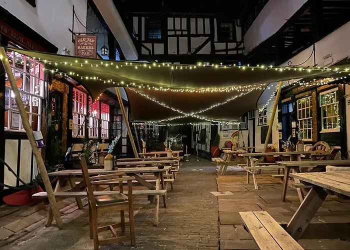 Top Hotels in Central Gloucester, UK