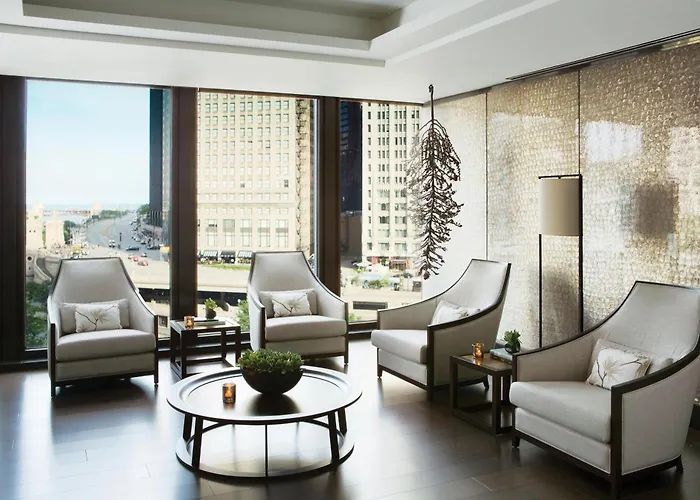 Best Romantic Hotels in Vibrant Chicago
