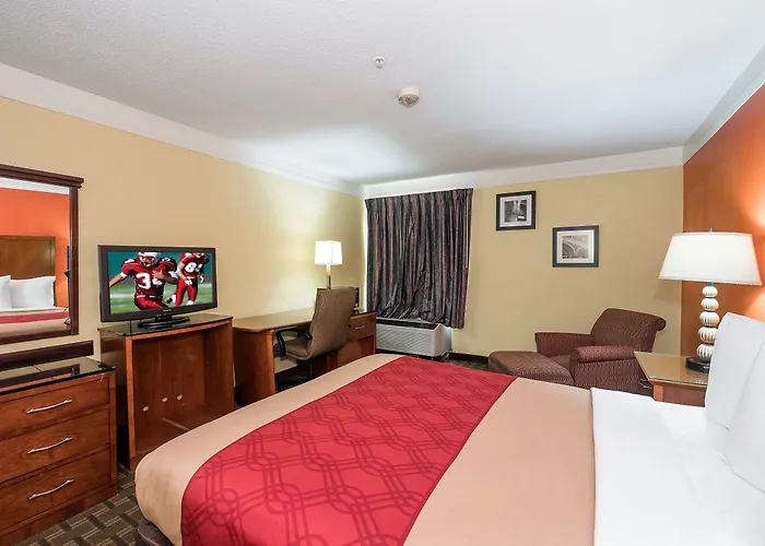 Top Hotels Near Charming Madison, Ohio