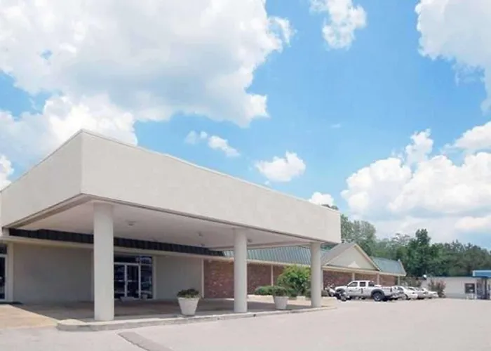 Top Hotels in Corinth, Mississippi