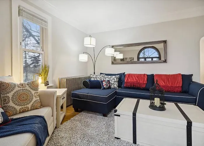 Best Hotels Near Frankenmuth MI for Cultural Getaways