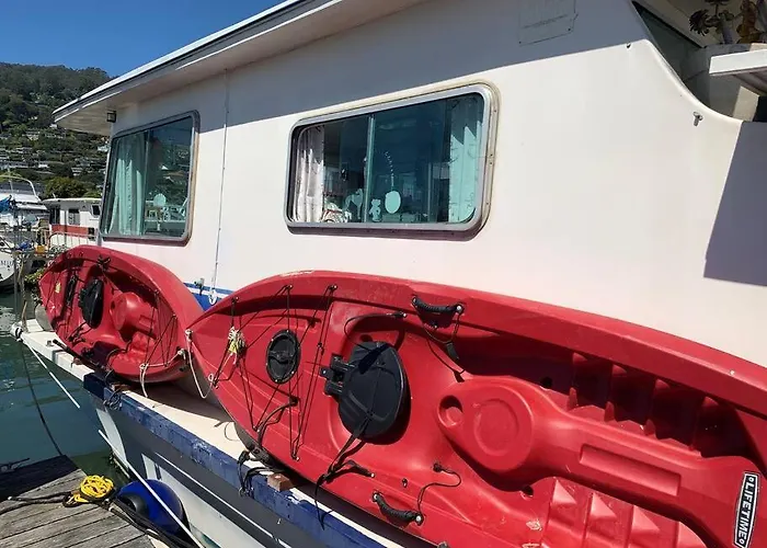 Top Hotels Near Picturesque Sausalito, California