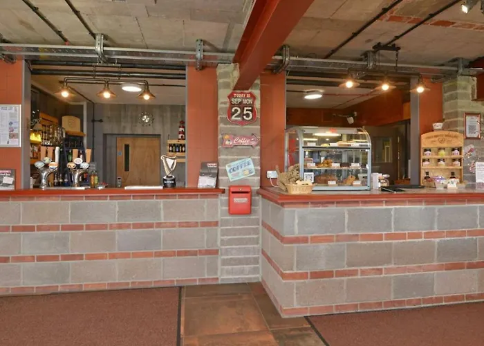 Top Weymouth Hotels with Onsite Parking