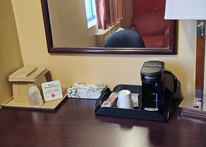 Best Hotels in Fort Scott, Kansas