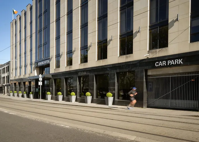 Top Hotels near Parnell Street, Dublin City Center