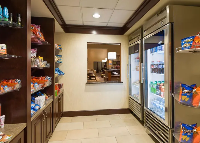 Best Hotels in Peoria, Illinois