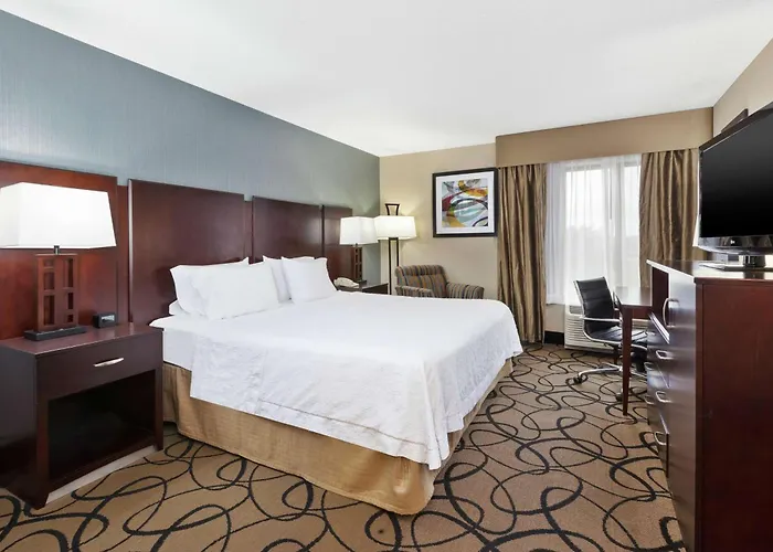 Top Hotels in Monroe Michigan for Memorable Stays