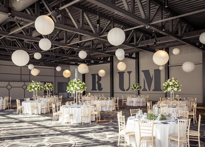 Top Hotels Near Liverpool University