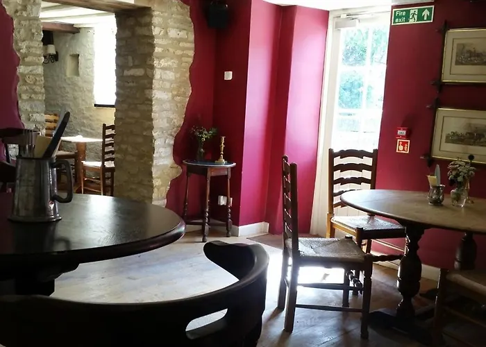Best Hotels in Cirencester, England's Charming Cotswolds