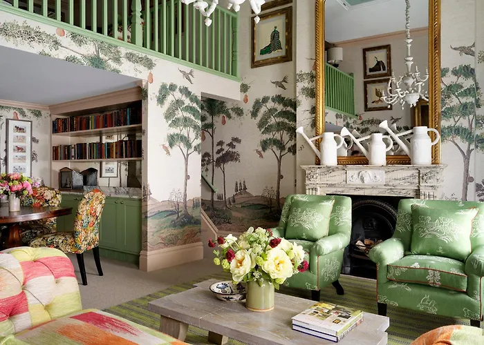 Best Hotels and Theater Packages in London