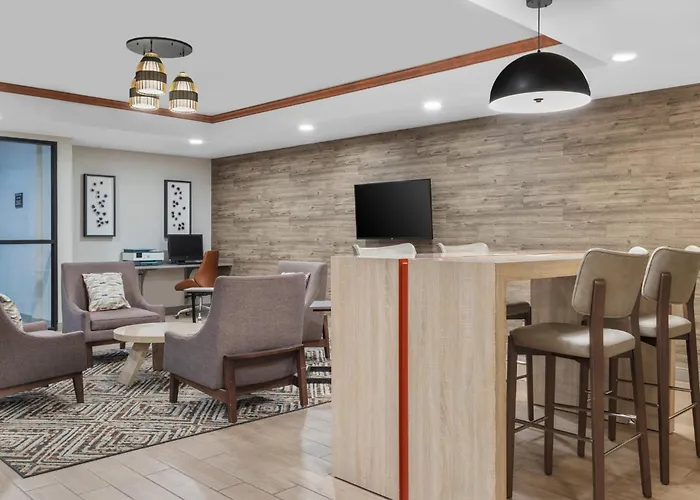 Best Hotels in La Crosse Wisconsin