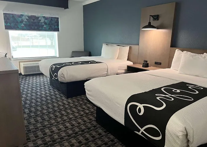 Best Hotels in Dalhart, Texas