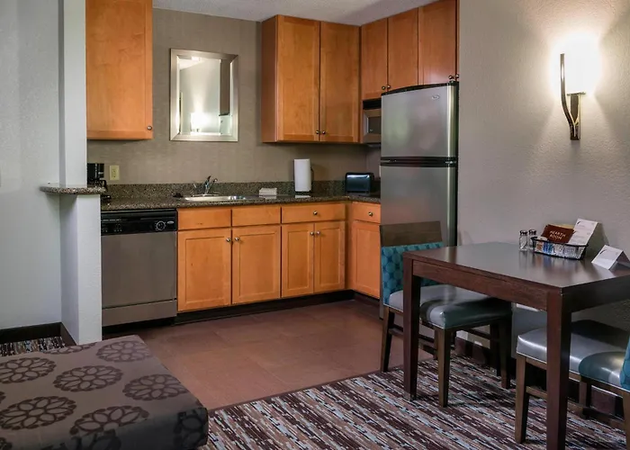 Best Hotels in Worcester, MA