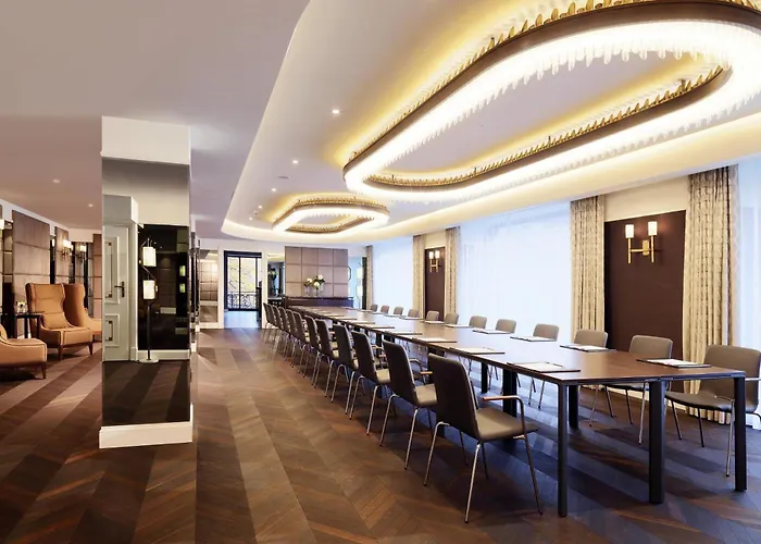 Top-Rated Hotels in Historic Warsaw