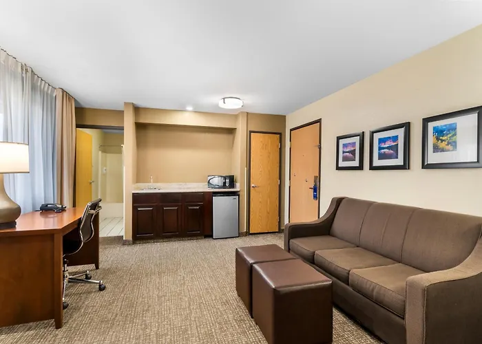 Top Greeley Accommodations