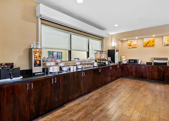 Top Hotels Near Salem for an Enchanting Stay