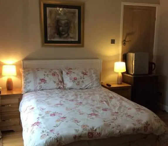 Best Freshford Hotels for a Tranquil Getaway