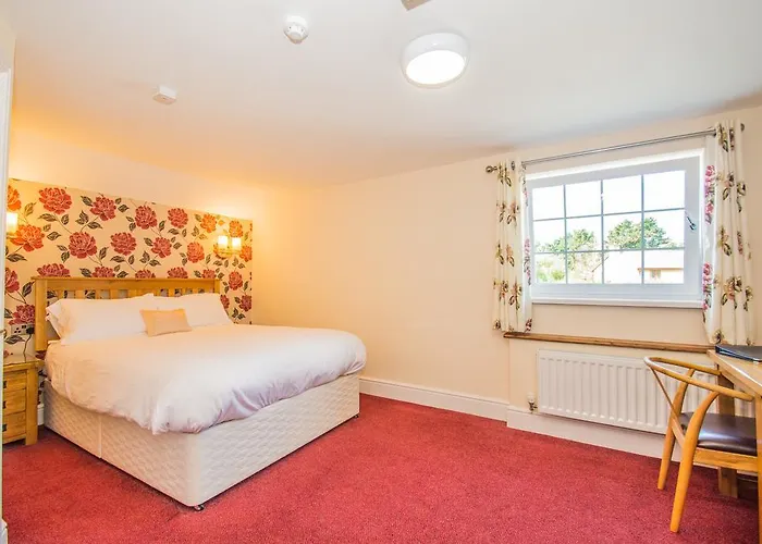 Top Hotels in Charming Cowbridge, Vale of Glamorgan