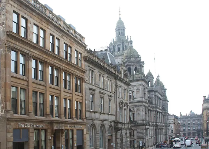 Best Hotels Near Glasgow Queen Street Station