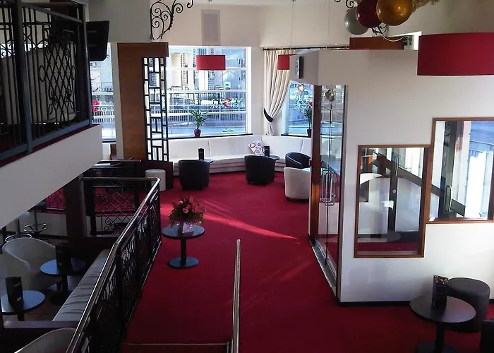 Top Hotels in Llanelli Town Centre