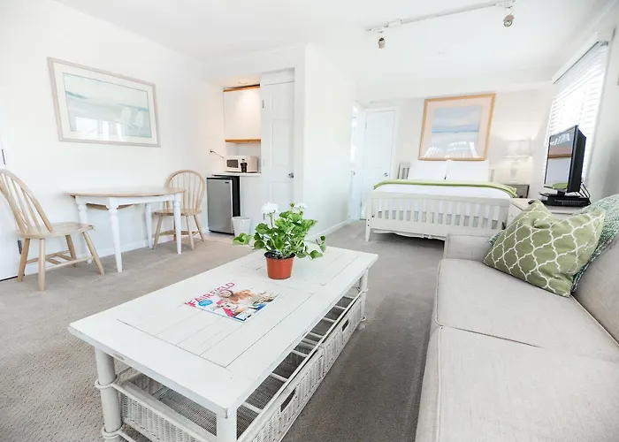 Top Hotels in Fairfield, CT