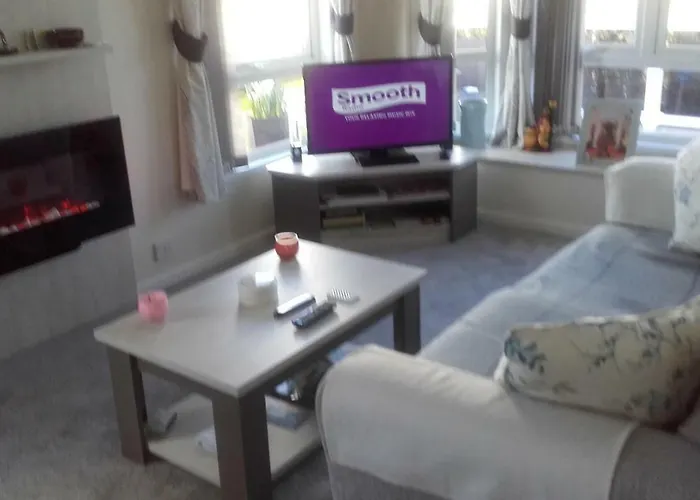 Top Hotels and Stays in Ferndown, United Kingdom