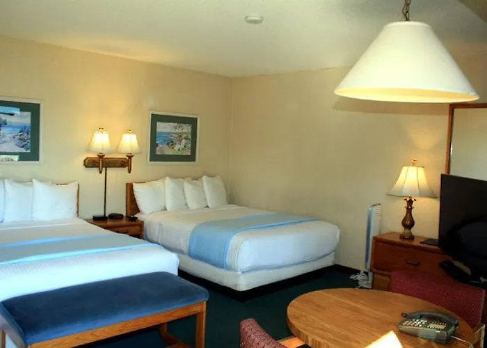 Best Santa Barbara Beach Hotels