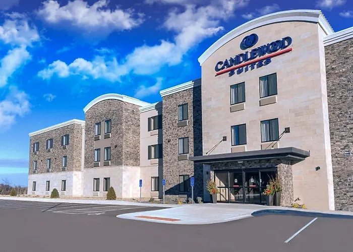Top Hotels Near Lakeville MN